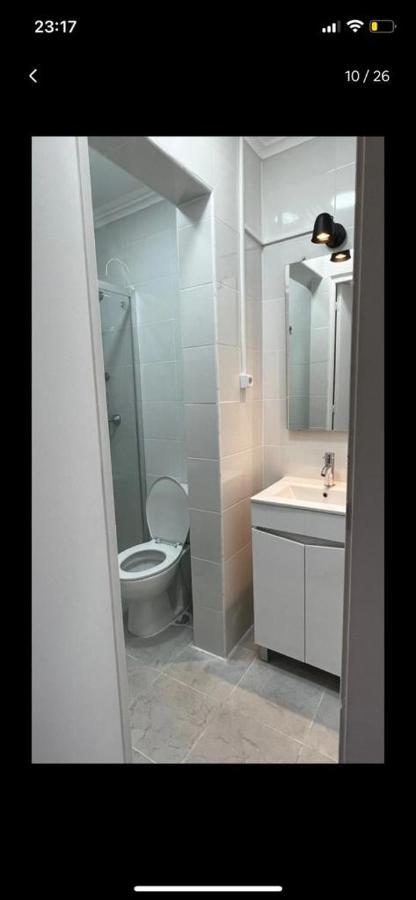 Apartamento Conde Do Redondo Lisbona Esterno foto