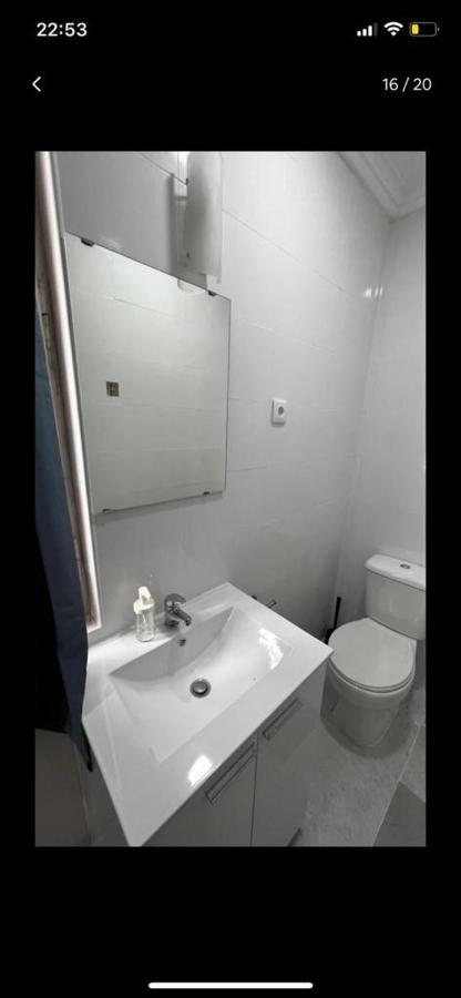 Apartamento Conde Do Redondo Lisbona Esterno foto