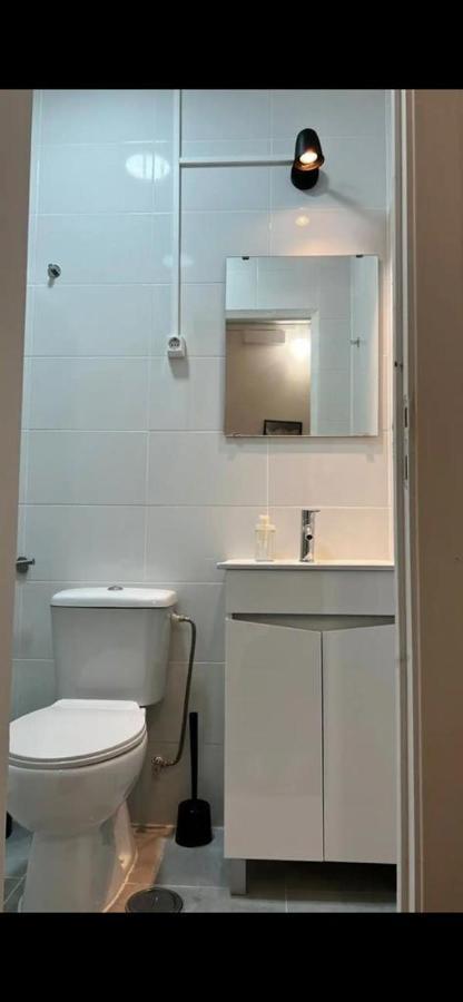 Apartamento Conde Do Redondo Lisbona Esterno foto