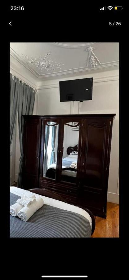 Apartamento Conde Do Redondo Lisbona Esterno foto