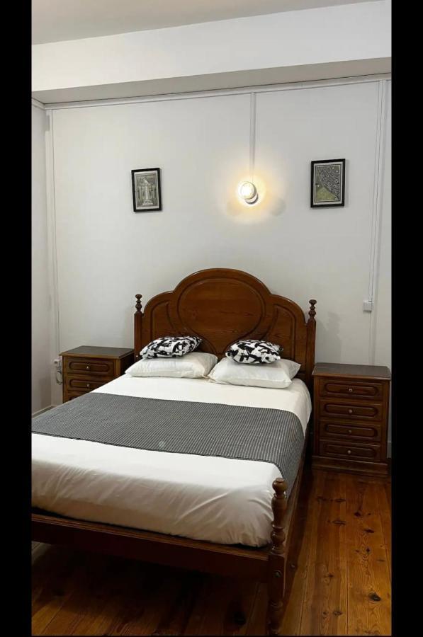 Apartamento Conde Do Redondo Lisbona Esterno foto