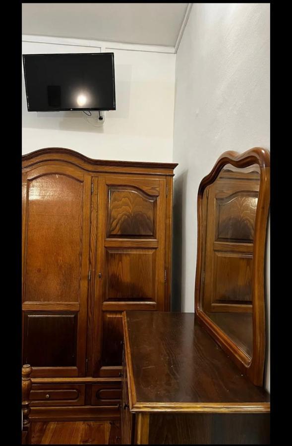 Apartamento Conde Do Redondo Lisbona Esterno foto