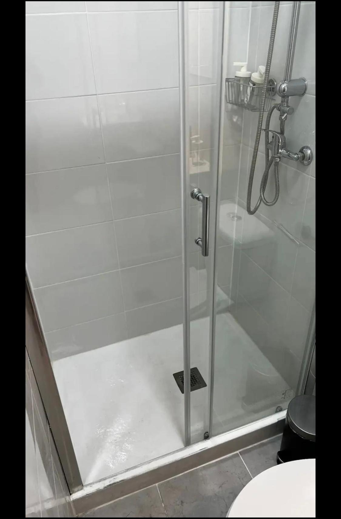 Apartamento Conde Do Redondo Lisbona Esterno foto